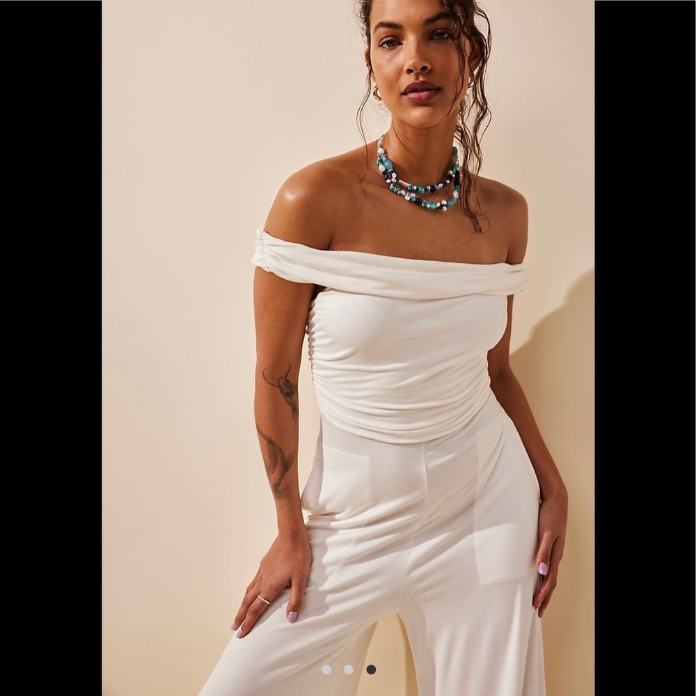 Free People - Picture 3 of 3
